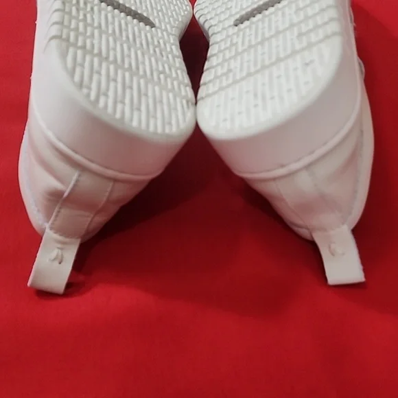 Vionic Uptown Penny Loafer - Picture 9 of 10